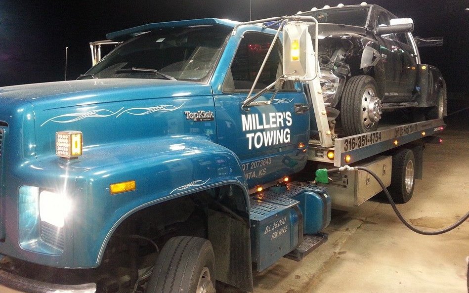 accident scene towing wichita