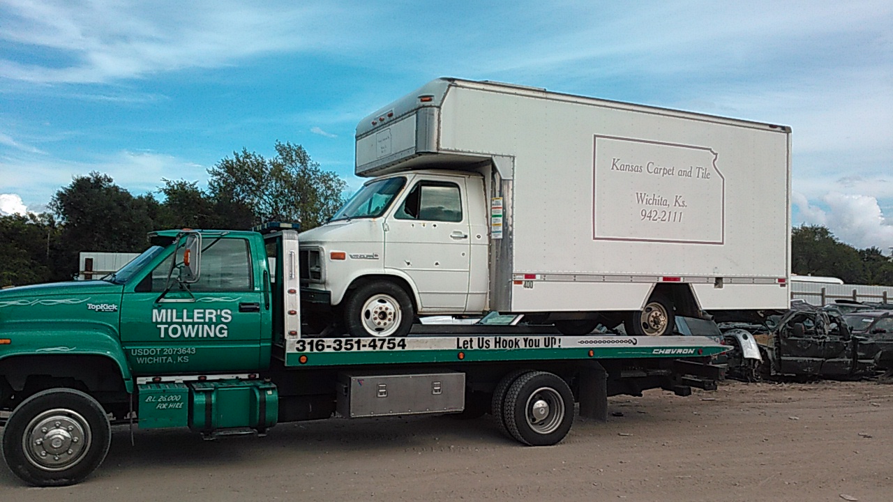 heavy duty towing wichita kansas